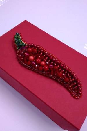 Работа Брошь ,, Перчик "