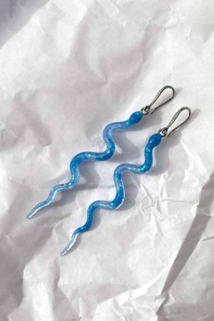 Работа голубые серьги