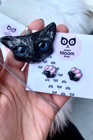 Робота Набір сережки і кулон