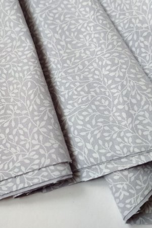 Работа Хлопок для рукоделия мелкие листочки на сером