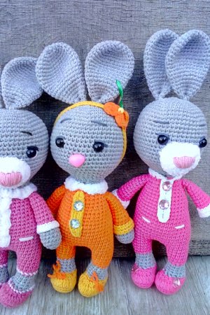 Робота Зайчик в піжамі