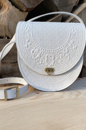 Работа Кожаная сумка "Мальва" Белый цвет