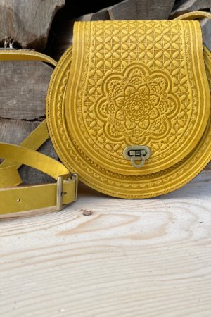 Робота ЖІНОЧА СУМКА З НАТУРАЛЬНОЇ ШКІРИ "КОЛОРИТ" КОЛІР Жовтий