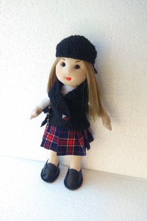 Работа Тряпичная кукла - девочка в берете