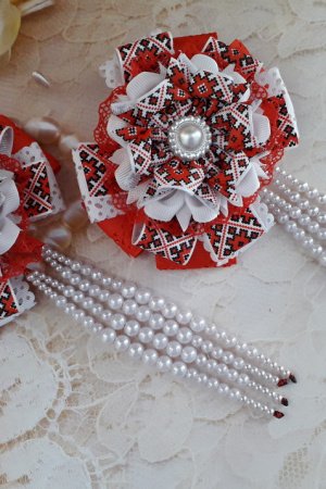 Робота Бантики до вишиванки