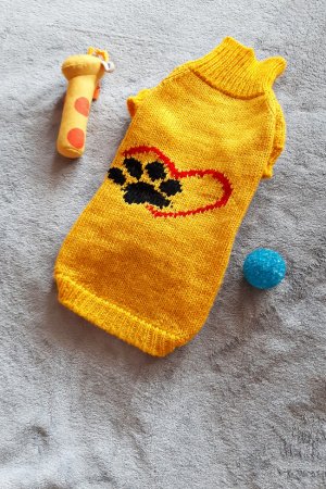 Работа Вязаные вещи для домашних любимцев