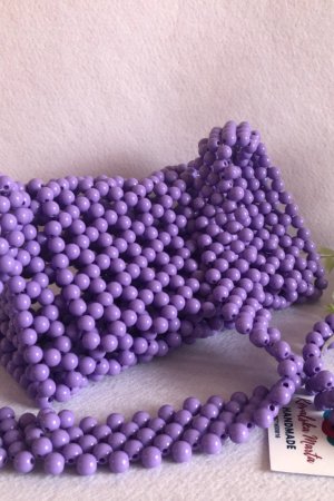 Робота Сумка виконана з намистинок 