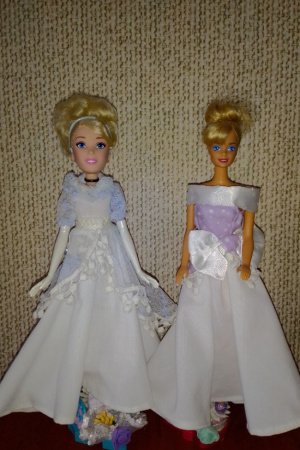 Робота Плаття для Барбі