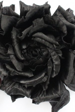 Робота Шовкова троянда "Глорія"