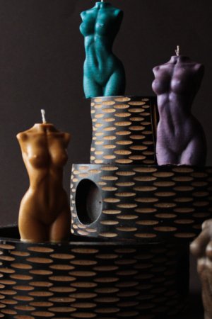 Робота Жіночий торс свічка подарунок на день святого Валентина