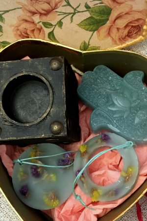 Робота Подарунковий бокс. "Рука Фатіми"