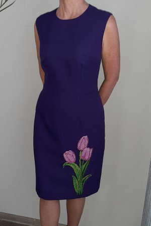 Работа Вечернее платье вышито вручную бисером, фиолетовое платье