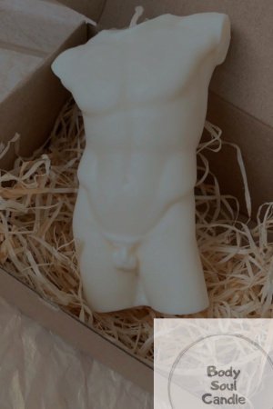 Работа Соевая свеча - «Мужской торс» 16 см 