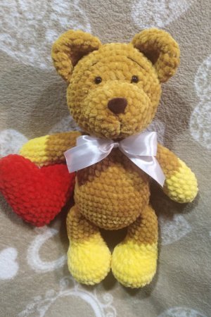 Работа Медвежонок с сердечком