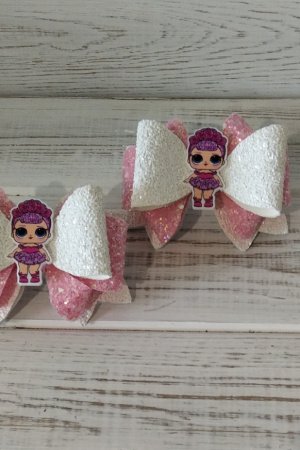 Робота Бантики з еко шкіри з куклами Лол