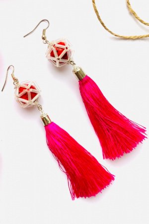 Работа Серьги кисточки с графическим верхом