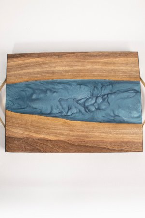 Работа Дощечка Pride & Joy для сервировки с эпоксидной смолы