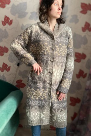 Работа Теплый кардиган-пальто