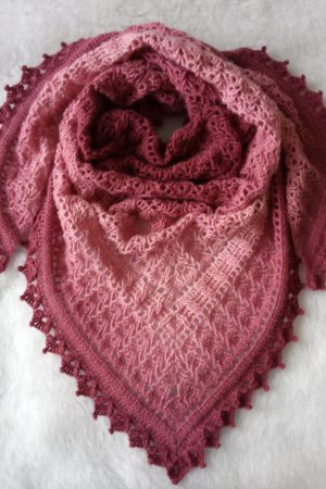 Работа Шаль "Рандеву"