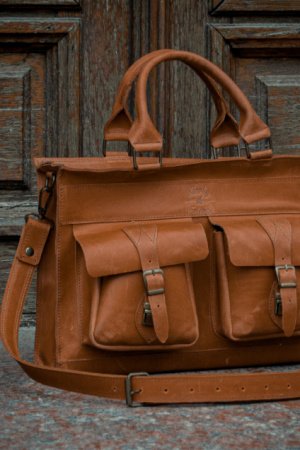 Работа Кожаный мужской деловой портфель.. Кожаная сумка