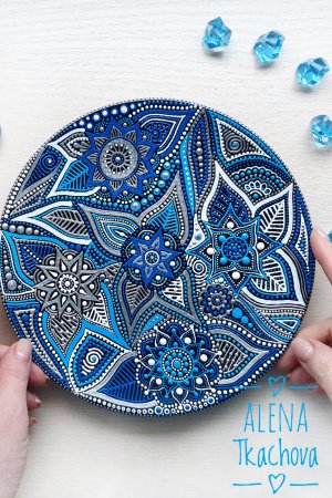 Работа декоративная тарелка "Индиго"