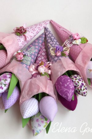 Робота Букет тюльпанів в упаковці