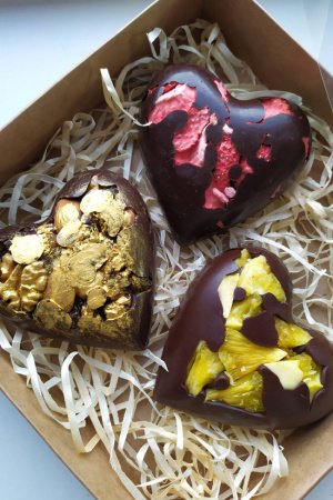 Робота Натуральний шоколад на меду!