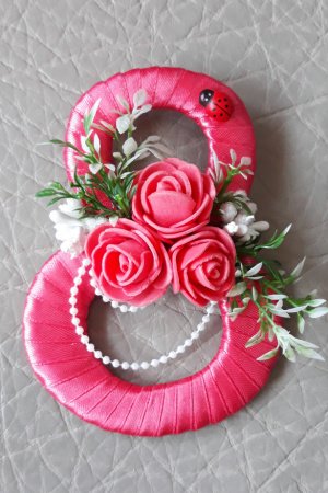 Робота Магніт до 8 березня