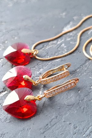 Работа Swarovski и позолота комплект кулон и серьги сердце