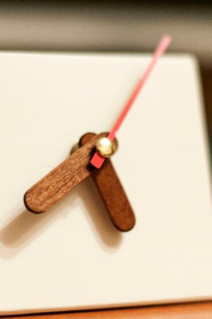 Работа Бетонные настольные часы