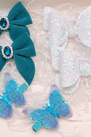 Робота Набір прикрас біло-бірюзовий