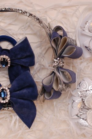 Работа Набор украшений белый с темно-синим