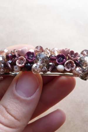 Робота Рожево бежева шпилька автомат, шпилька для волосся з квітами