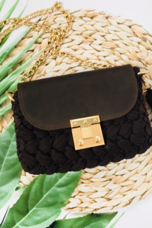 Работа Вязаная сумка кроссбоди 