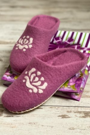 Робота Капці , тапочки