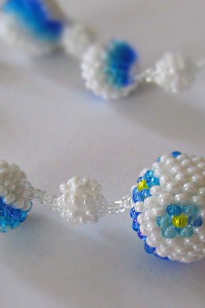 Робота Намисто з обплетених бусин