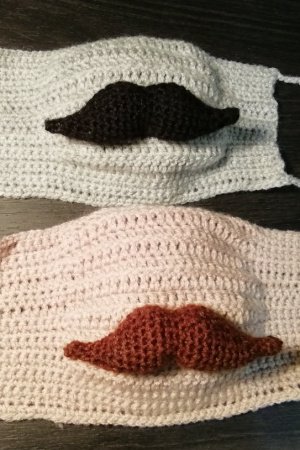 Работа Маска защитная "Усы" 