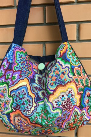 Работа Вышитая сумка