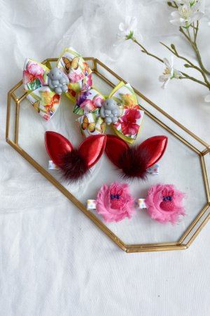 Робота Набір з зайчиками заколки і резинки