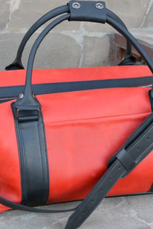 Работа Красная дорожная сумка из натуральной кожи Crazy Horse