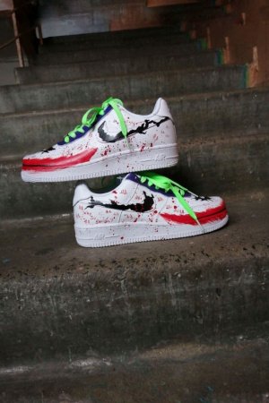 Робота Кросівки з ручним розписом