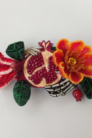 Работа Заколка "Гранатовая страсть"