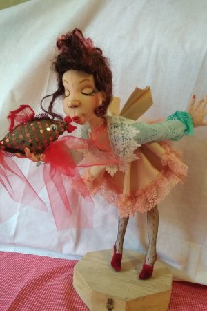 Работа Интерьерная текстильная кукла ЗОЛОТАЯ РЫБКА