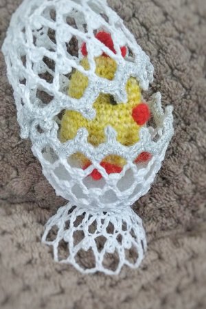 Работа Пасхальное цыпленка вязаное