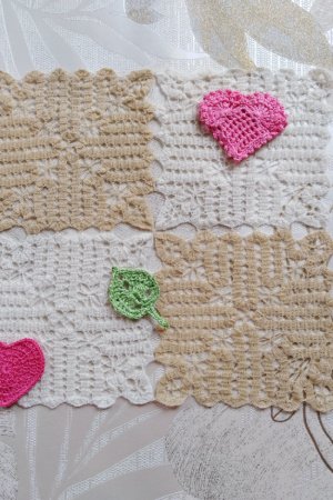 Работа Салфетка из отдельных элементов