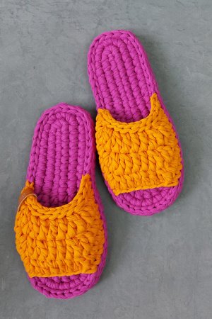 Робота Домашні капці для жінок, кольори Ягідний та Абрикосовий джем