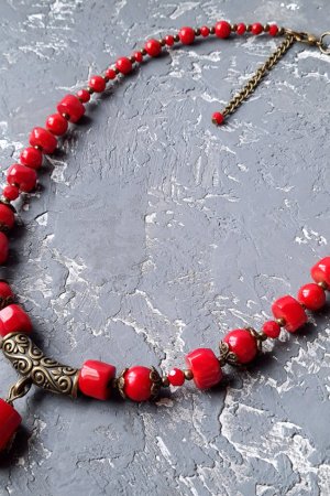 Робота Кольє з натуральнми коралами з етно орнаментом