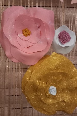 Работа Цветы с фоамирану