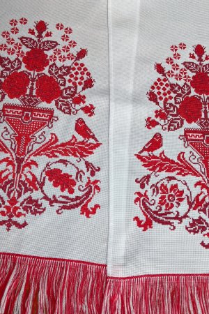 Робота Вишитий весільний рушник Квітка щастя з чол та жін стороною