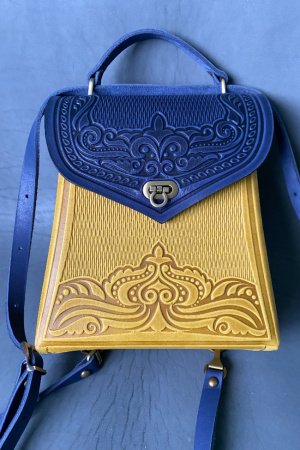 Работа Рюкзак из натуральной кожи "Вектор"